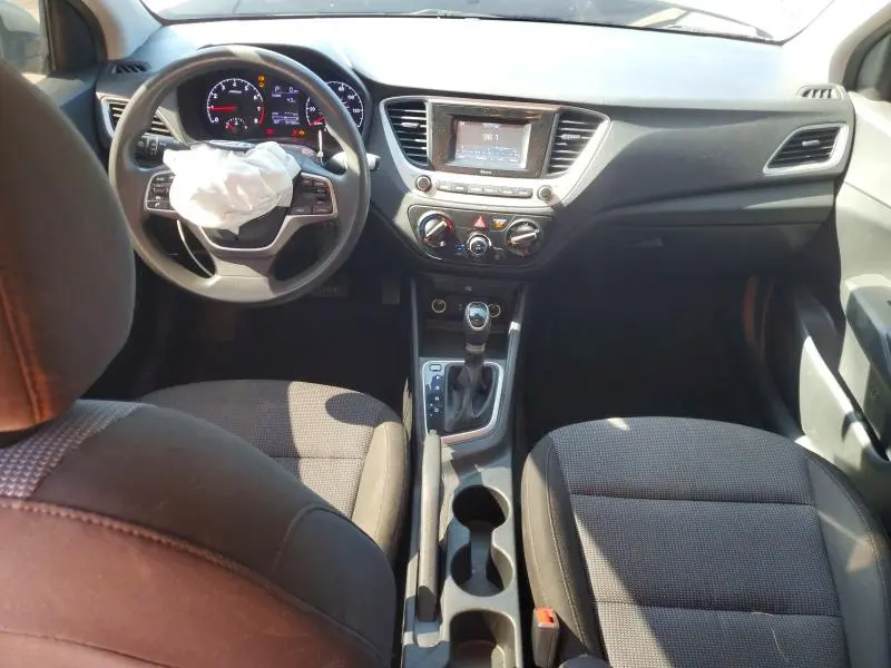 2022 HYUNDAI ACCENT SE  