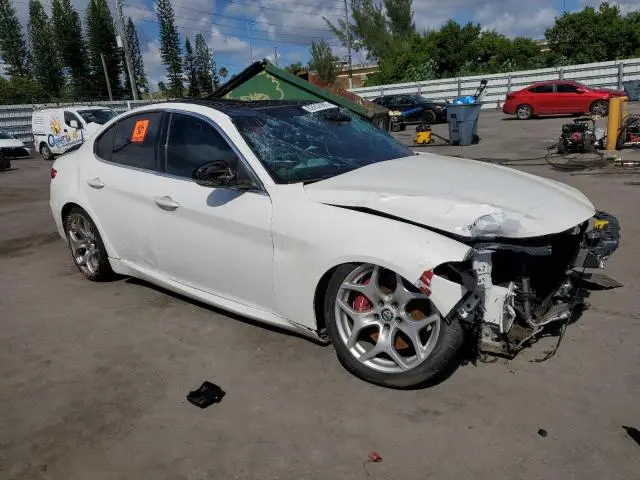 2018 ALFA ROMEO GIULIA TI  