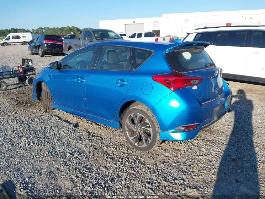 2017 TOYOTA COROLLA IM  