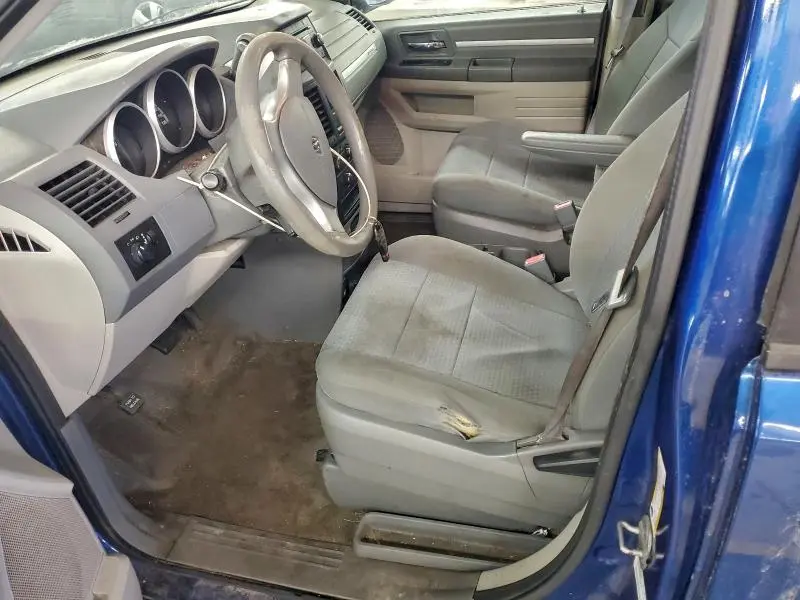 2010 DODGE GRAND CARAVAN SE  
