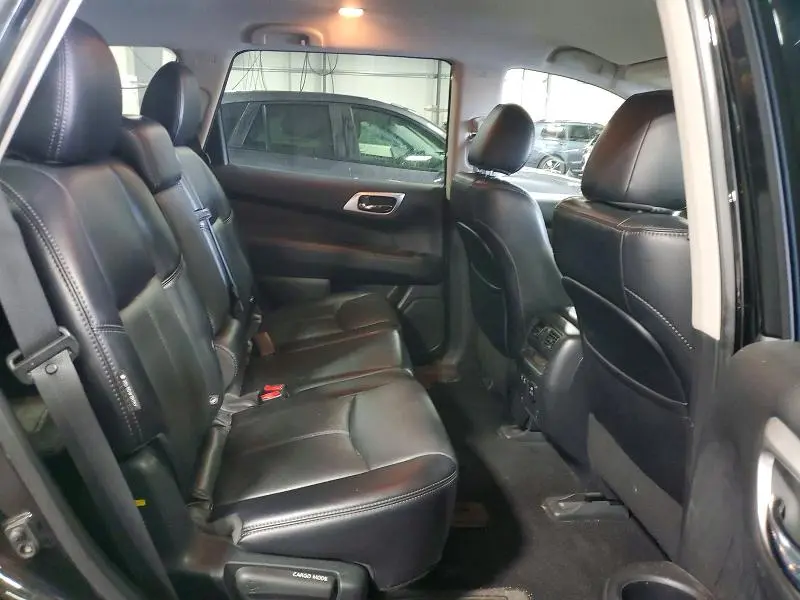 2020 NISSAN PATHFINDER SL  