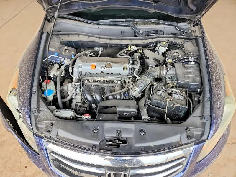 2011 HONDA ACCORD LX  