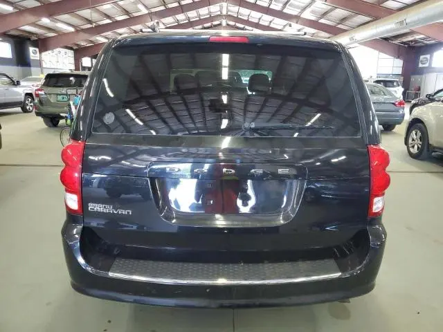2016 DODGE GRAND CARAVAN SE  