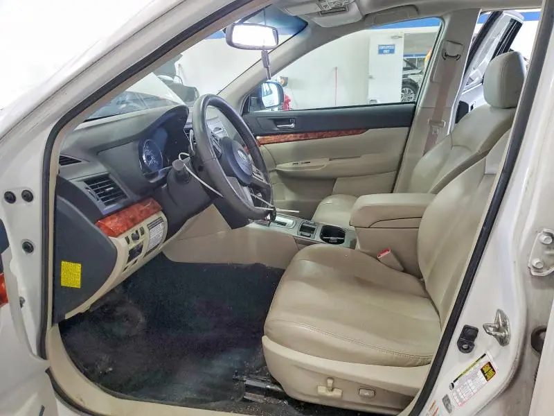 2011 SUBARU OUTBACK 3.6R LIMITED  
