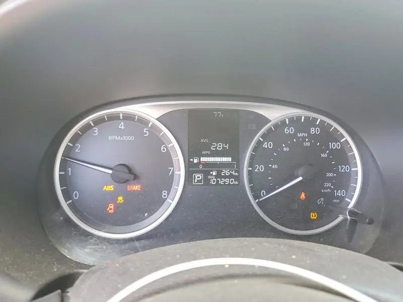 2019 NISSAN KICKS S  