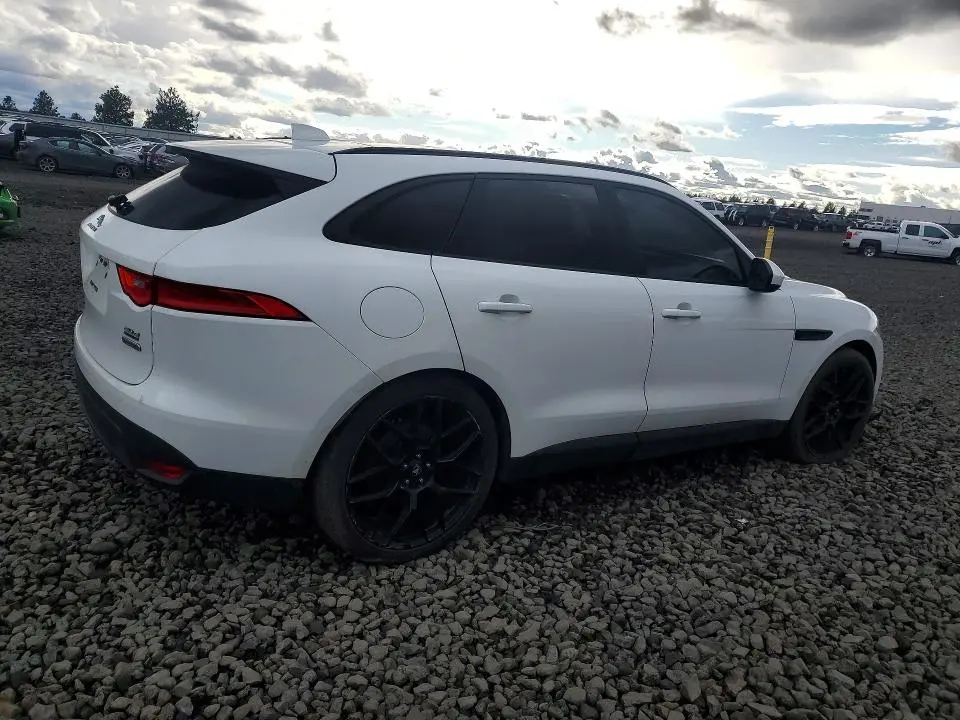 2017 JAGUAR F-PACE PREMIUM  