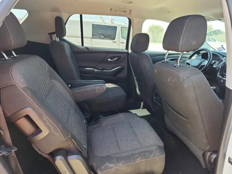 2018 CHEVROLET TRAVERSE LT  
