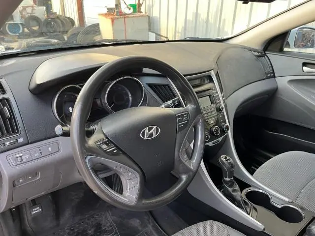 2014 HYUNDAI SONATA GLS  