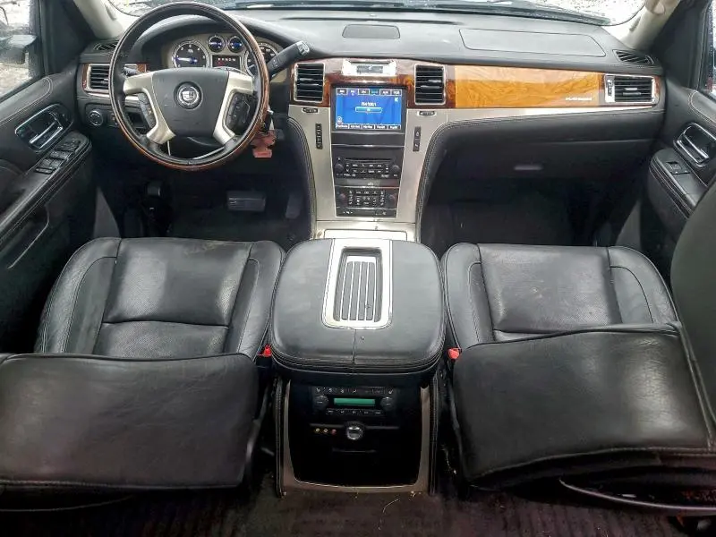 2013 CADILLAC ESCALADE PLATINUM  