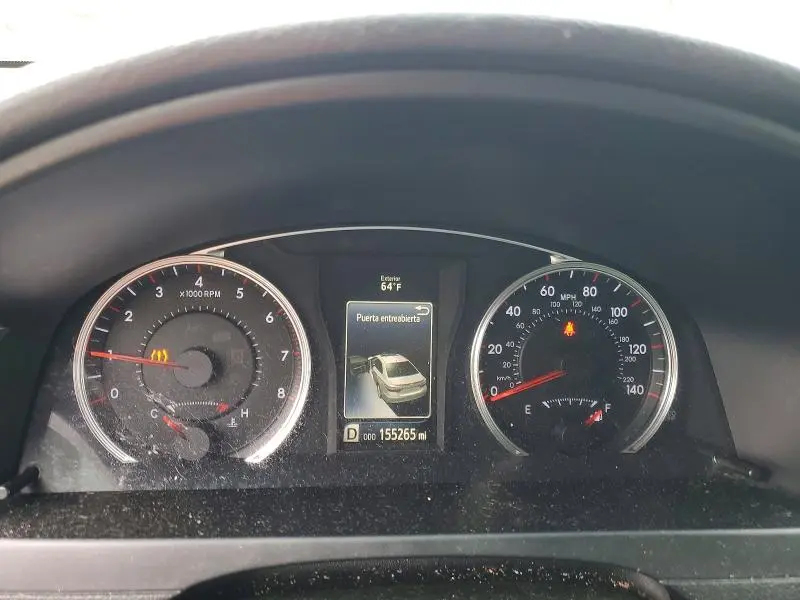 2015 TOYOTA CAMRY SE  