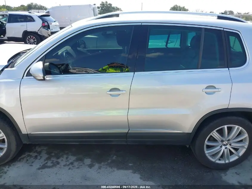 2013 VOLKSWAGEN TIGUAN SE