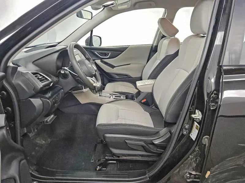 2021 SUBARU FORESTER   