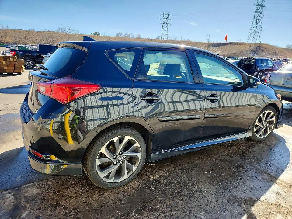 2018 TOYOTA COROLLA IM   
