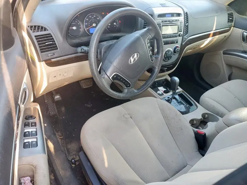 2012 HYUNDAI SANTA FE GLS  
