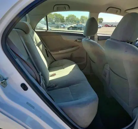 2010 TOYOTA COROLLA LE  