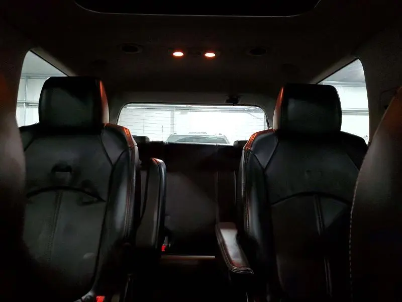 2013 GMC ACADIA SLT-1  