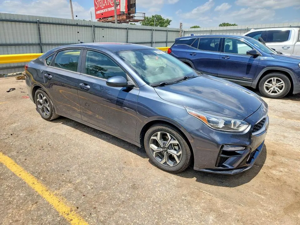 2019 KIA FORTE LXS  