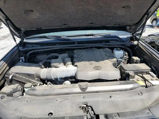 2023 TOYOTA 4RUNNER SE