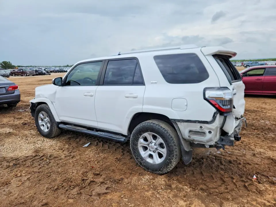 2018 TOYOTA 4RUNNER SR5  
