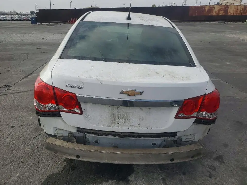 2014 CHEVROLET CRUZE LS  