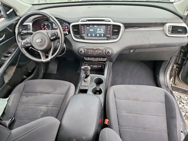 2018 KIA SORENTO LX  