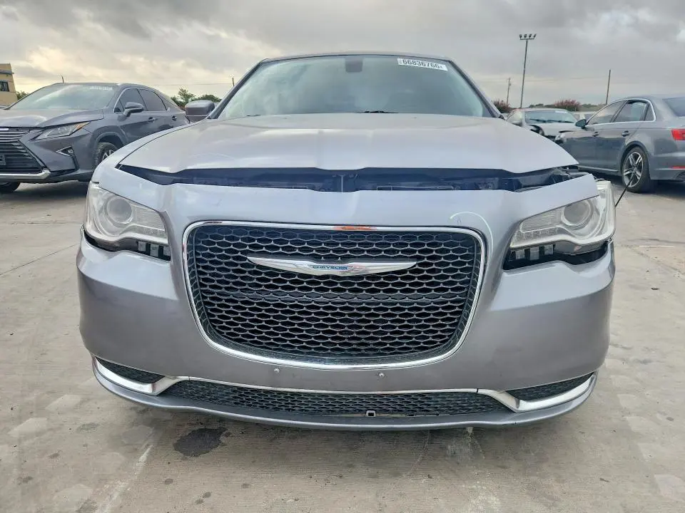 2015 CHRYSLER 300 LIMITED  