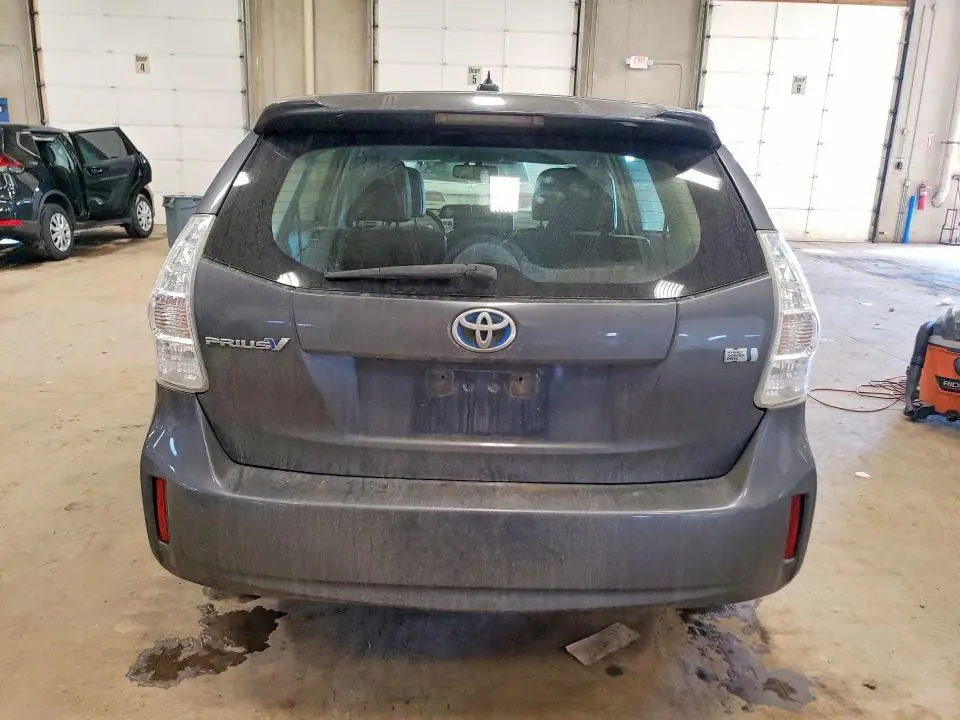 2014 TOYOTA PRIUS V FIVE  