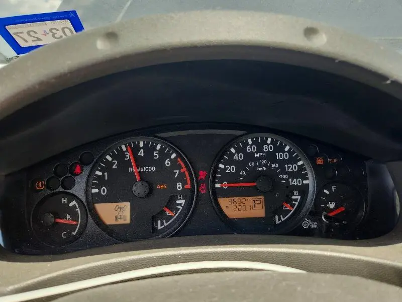 2011 NISSAN FRONTIER SV V6  