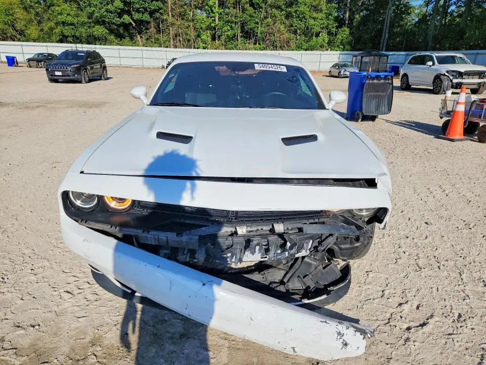 2019 DODGE CHALLENGER SXT  