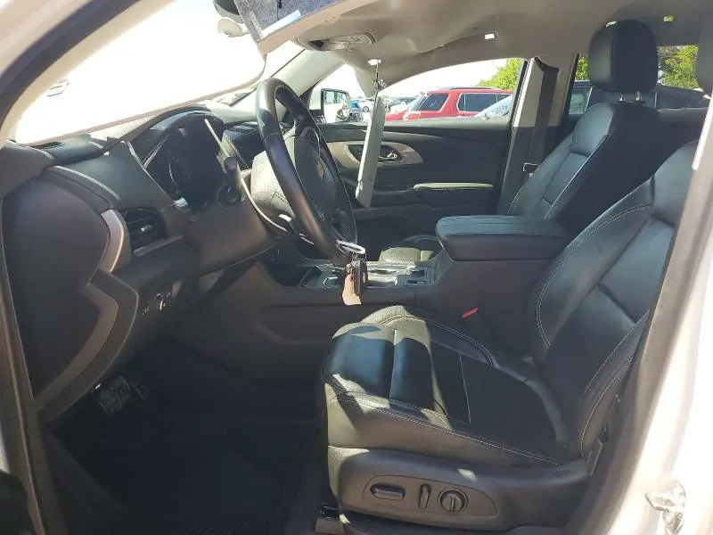 2020 CHEVROLET TRAVERSE LT  