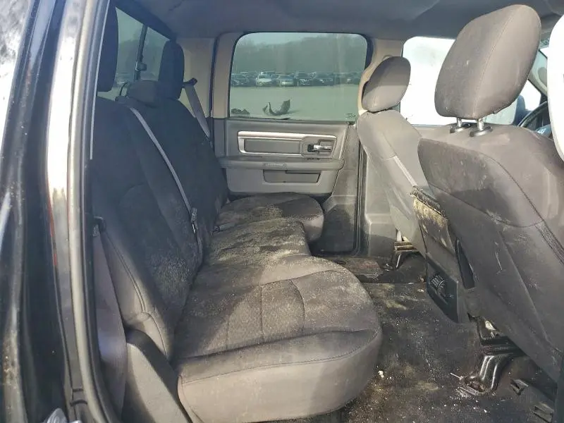 2019 RAM 1500 CLASSIC SLT  