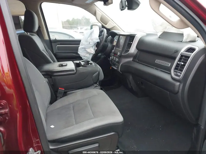 2019 RAM 1500 BIG HORN/LONE STAR  4X2 5'7 BOX