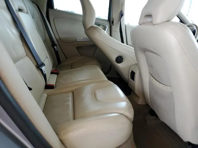 2011 VOLVO XC60 3.2
