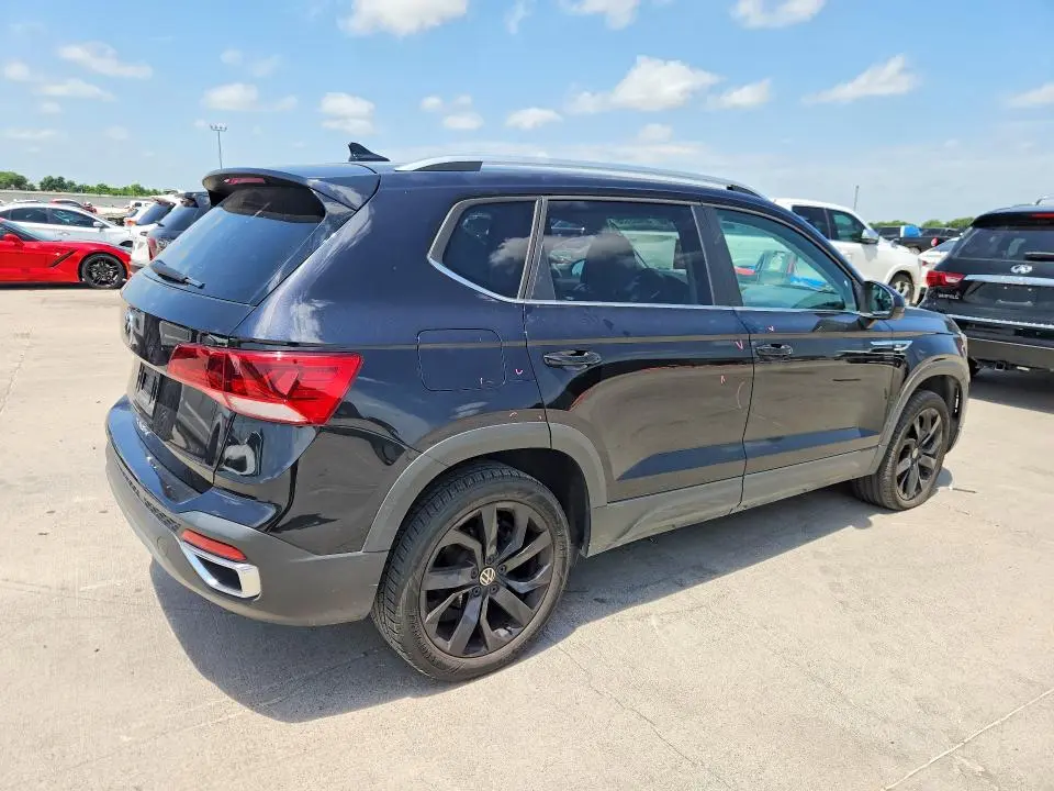2022 VOLKSWAGEN TAOS SE  