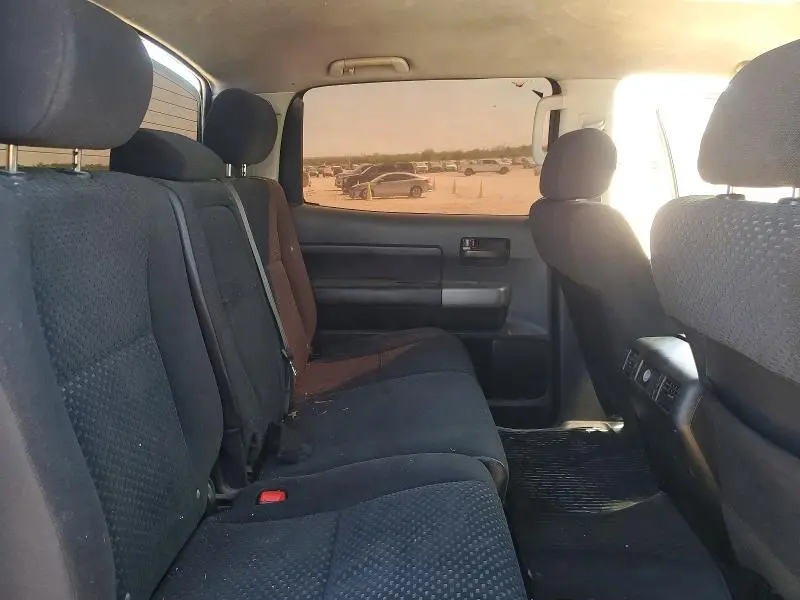 2011 TOYOTA TUNDRA GRADE  