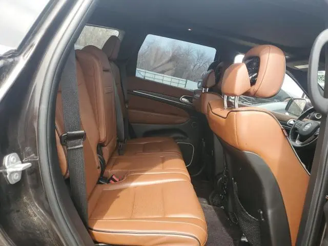 2017 JEEP GRAND CHEROKEE SUMMIT  