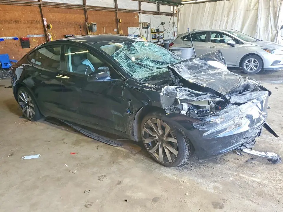 2024 TESLA MODEL 3   