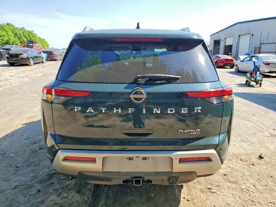 2023 NISSAN PATHFINDER PLATINUM  