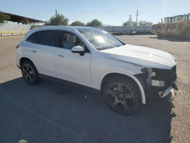 2023 MERCEDES-BENZ GLC 300  