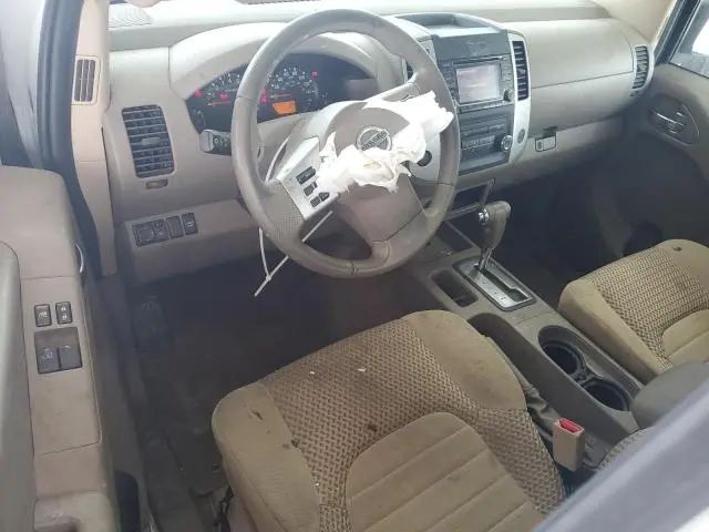 2016 NISSAN FRONTIER SV