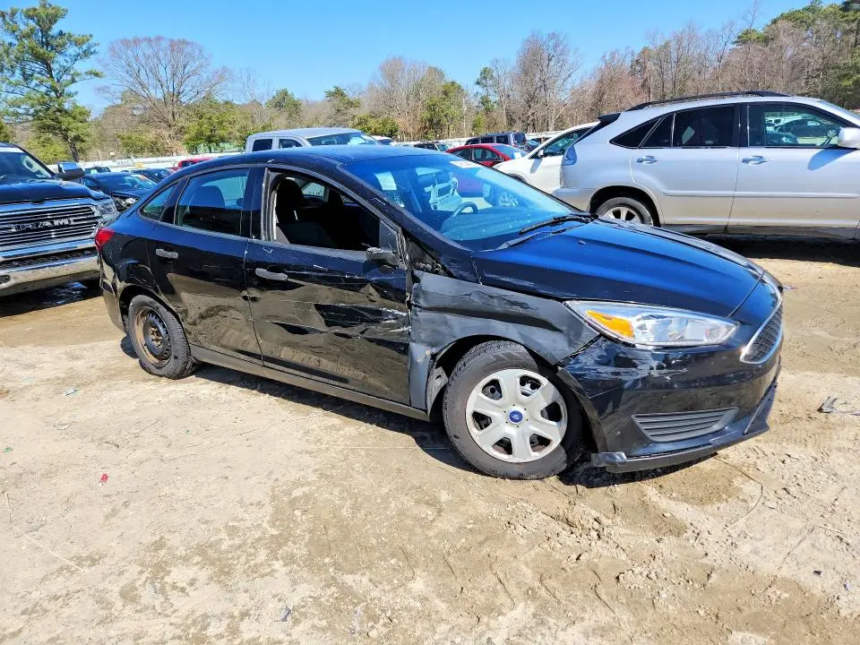 2018 FORD FOCUS S  