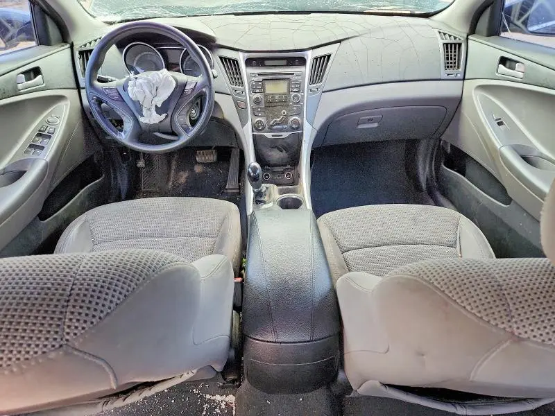 2011 HYUNDAI SONATA GLS  