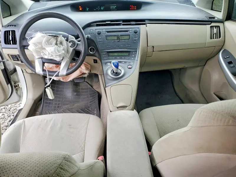 2010 TOYOTA PRIUS II  