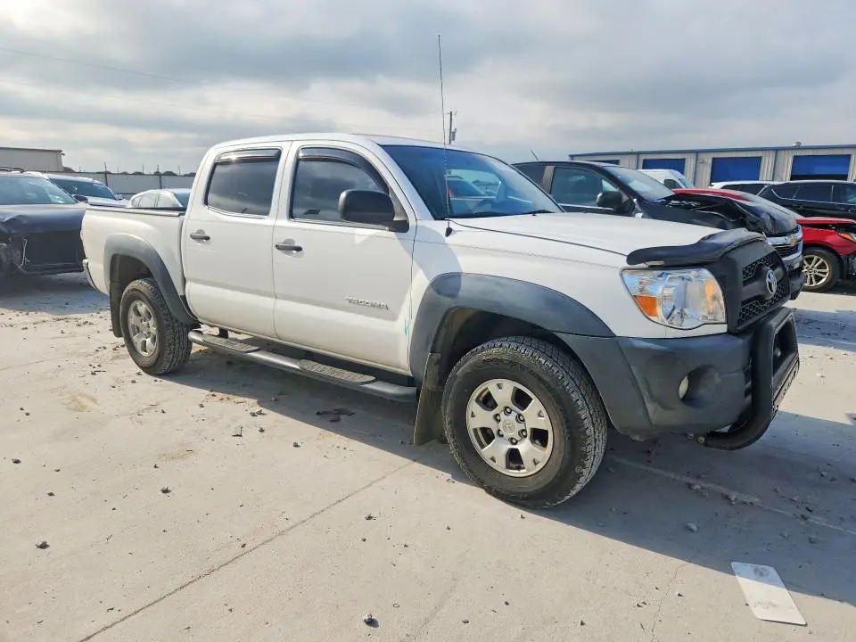 2011 TOYOTA TACOMA DOUBLE CAB PRERUNNER  