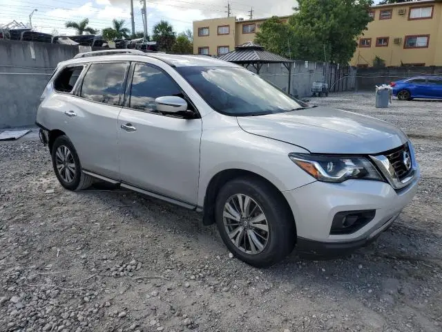 2018 NISSAN PATHFINDER SL  
