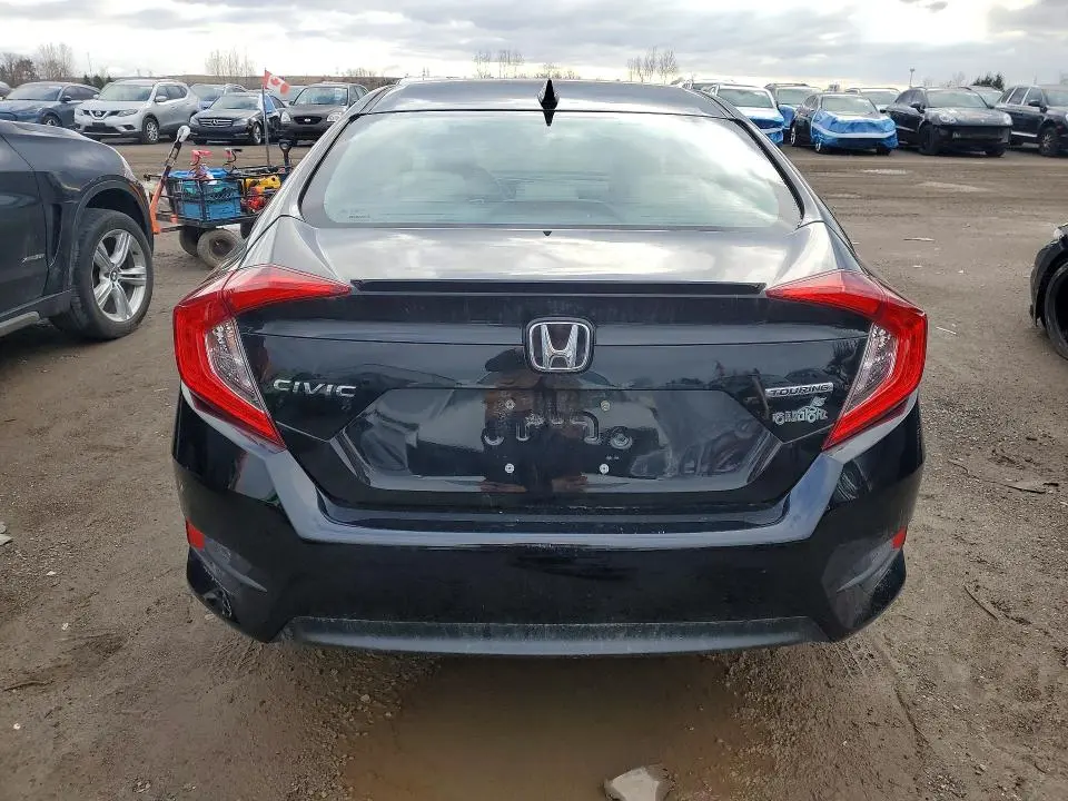 2018 HONDA CIVIC TOURING  