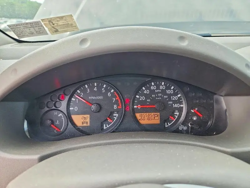 2010 NISSAN FRONTIER SE V6  