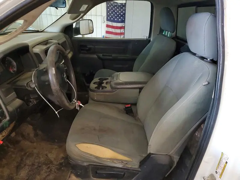 2016 RAM 1500 ST  