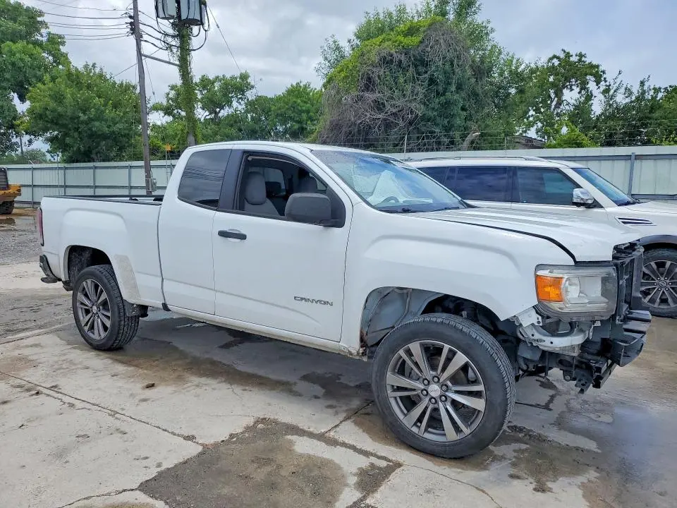 2016 GMC CANYON   
