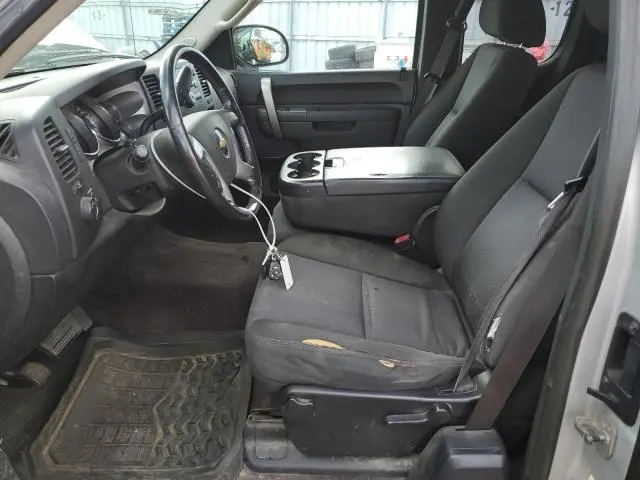 2011 CHEVROLET SILVERADO K1500 LT  